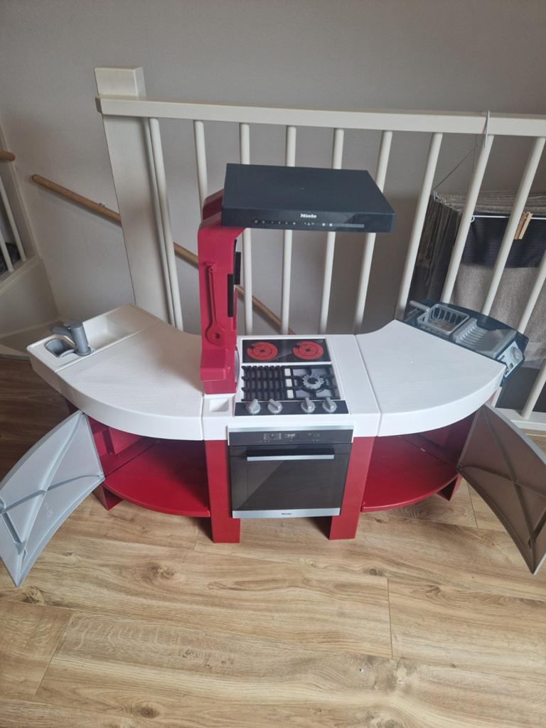 Miele speelgoed keuken zgan pannen kopjes met echt geluid, Ophalen