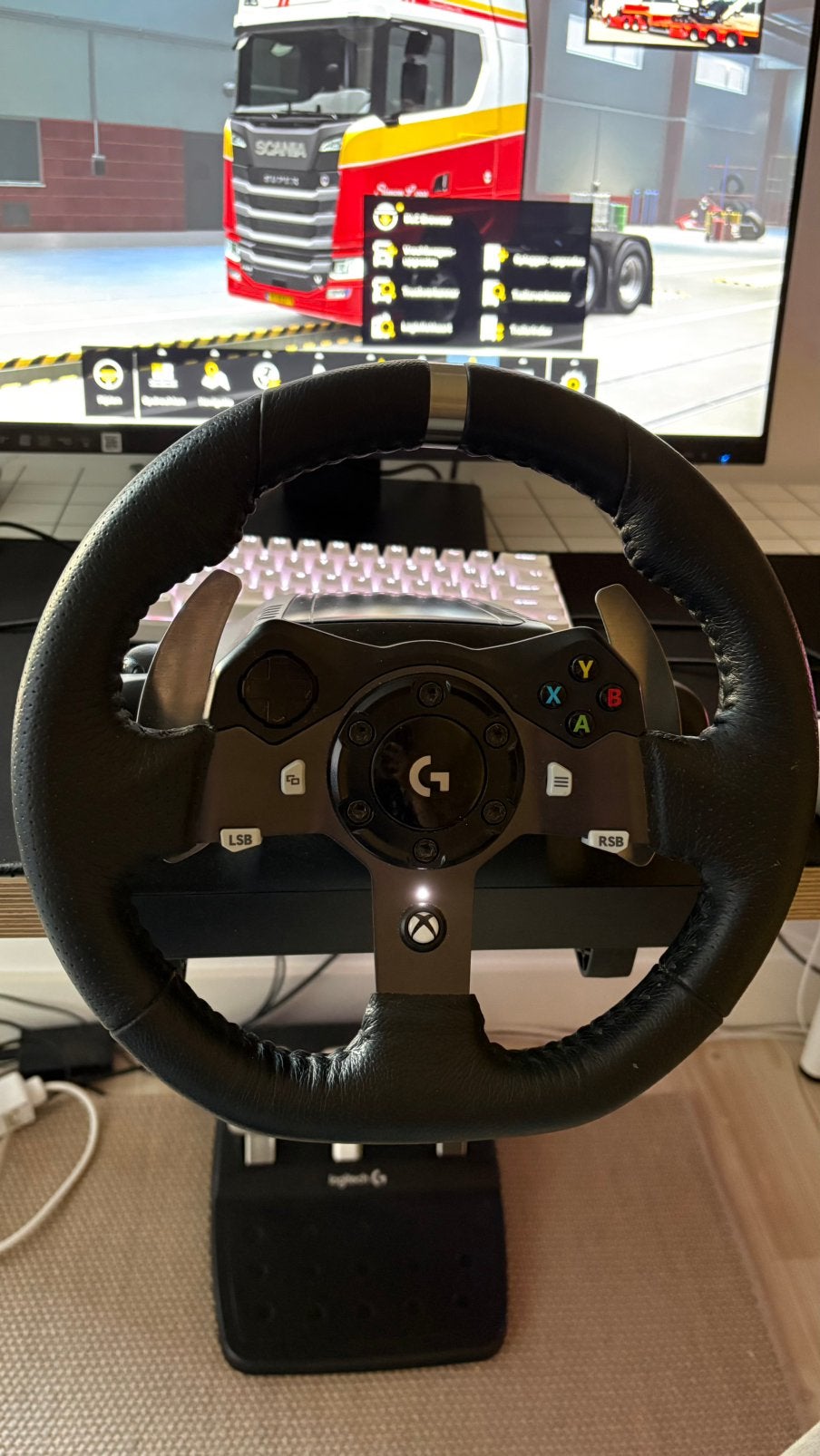 Logitech G920 Racestuur met pedalen en shifter (Xbox/PC), Racestuur, Gebruikt, Force feedback, Ophalen of Verzenden