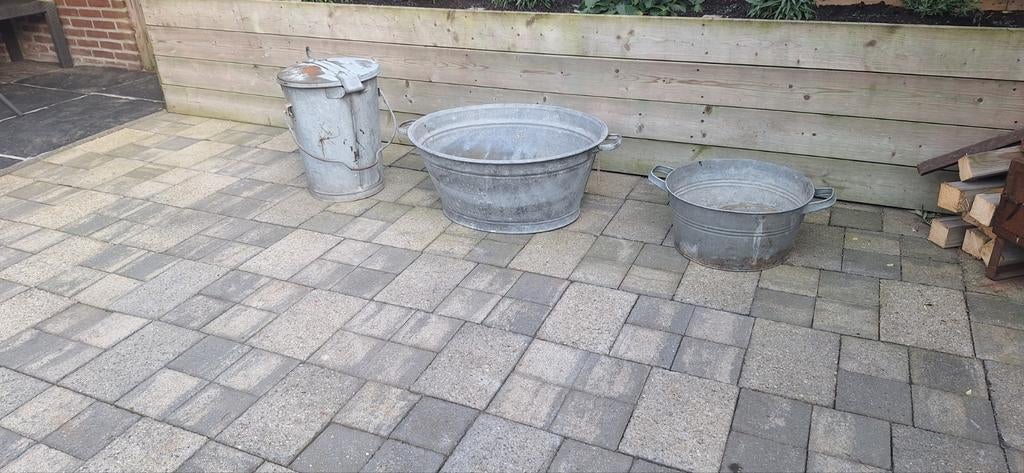 Vintage zinken bakken en prullenbak, Ophalen, Gebruikt, 50 tot 75 cm, 40 liter of meer