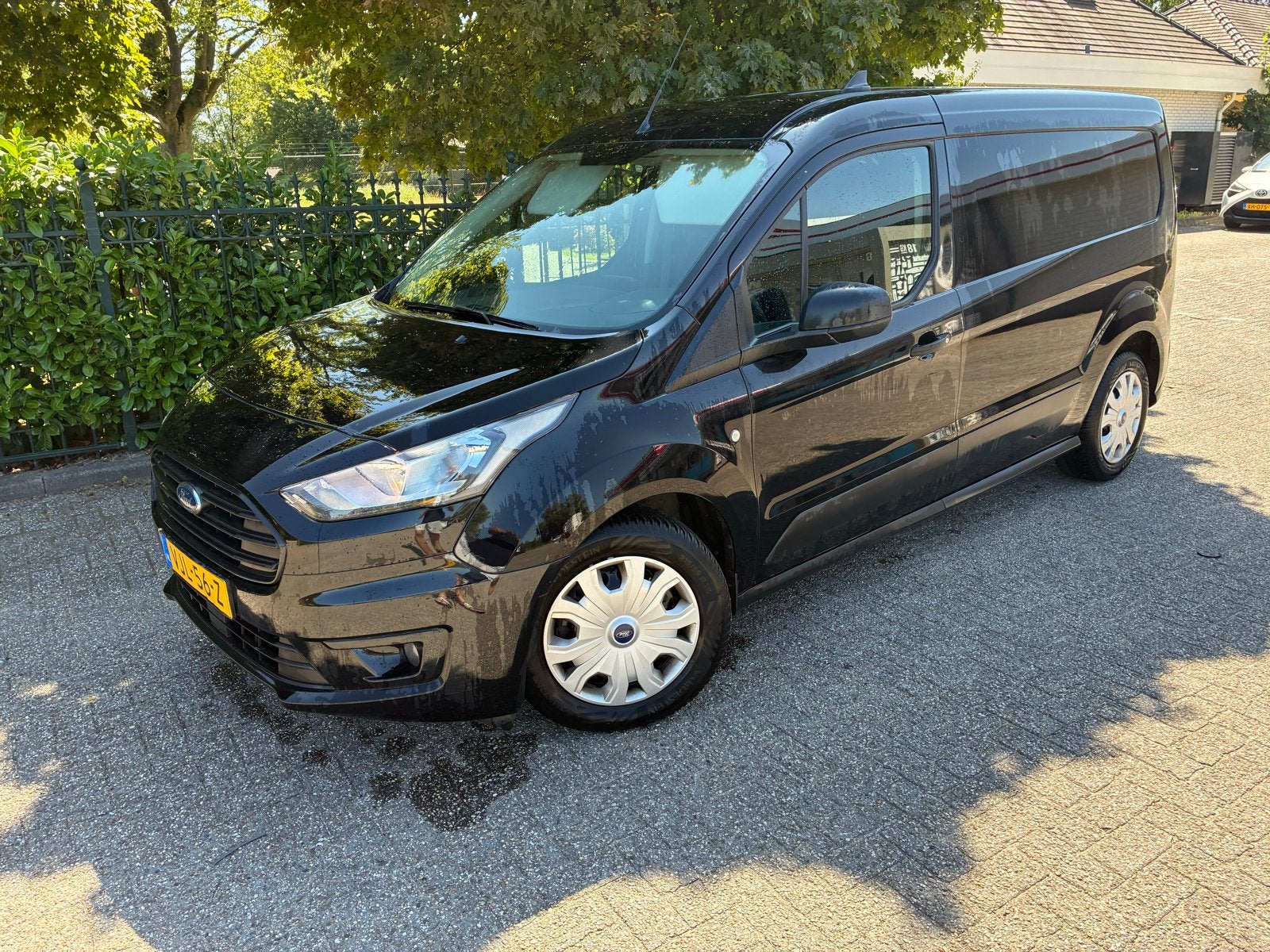 Ford Transit Connect L2 1.5 Tdci 100 pk Econetic 2021 Zwart, Voorwielaandrijving, 4 cilinders, Zwart, Origineel Nederlands