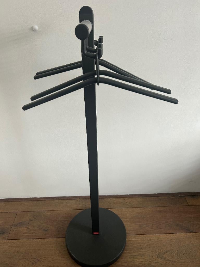Van Esch kapstok met 4 hangers dressboy staand, 100 tot 150 cm, Ophalen of Verzenden, Zo goed als nieuw, Metaal