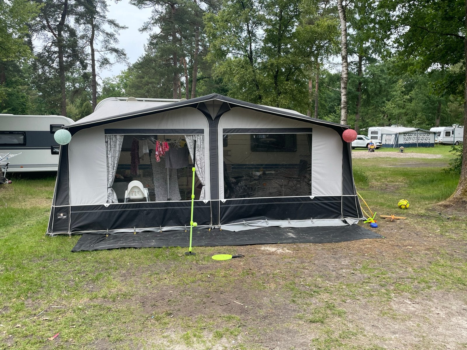Ventura Pacific 250 voortent A975/G18 omloopmaat 13, Ophalen, Zo goed als nieuw, Isabella