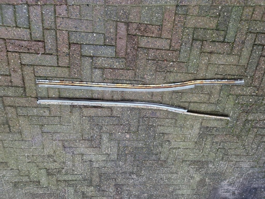Dorpel strips voor mercedes pagode, Ophalen, Gebruikt, Oldtimer onderdelen
