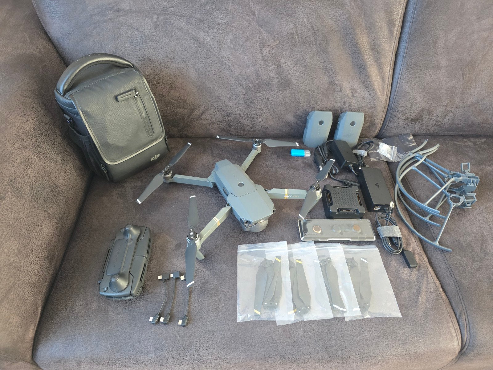 Professionele drone DJI Mavic Pro + accessoires Zeer netjes, 250 tot 900 gram, Gebruikt, 5 tot 10 kilometer, Return to Home