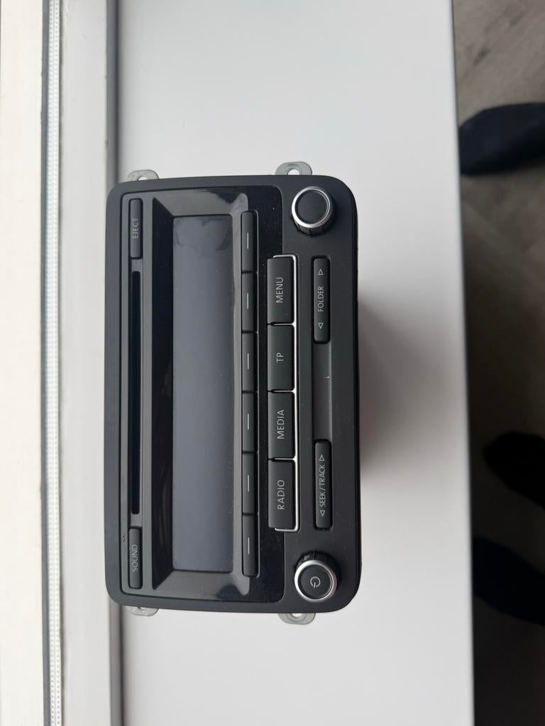 Originele Volkswagen Golf 5 Radio RCD 300, Auto diversen, Ophalen of Verzenden, Gebruikt