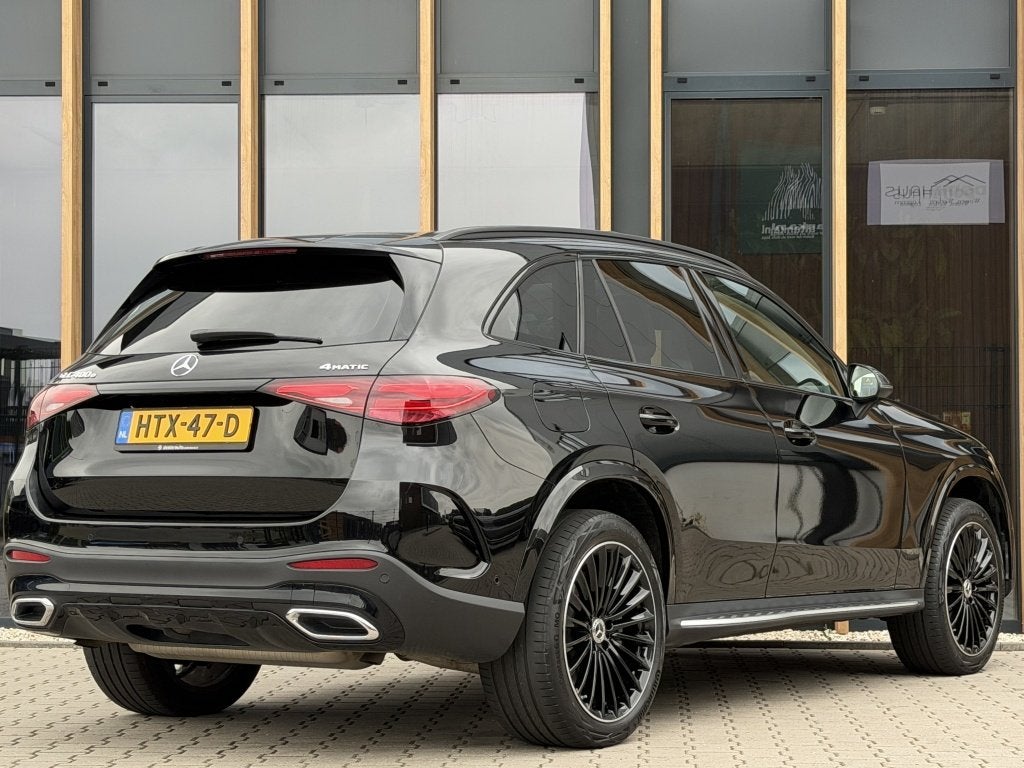 Mercedes-Benz GLC 400e 4MATIC AMG Line (bj 2024, automaat), Auto's, Gebruikt, Euro 6, 4 cilinders, 2000 kg