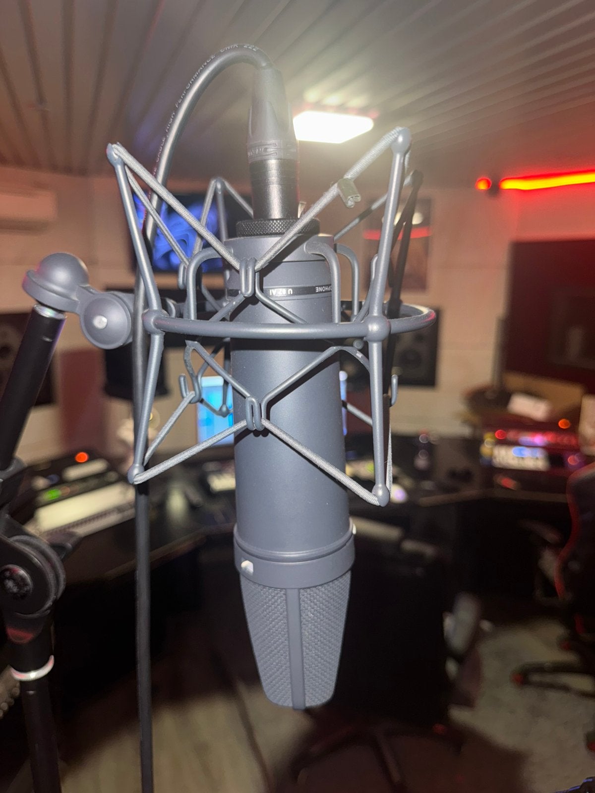 Neuman U87 AI, Muziek en Instrumenten, Ophalen of Verzenden, Gebruikt, Zangmicrofoon