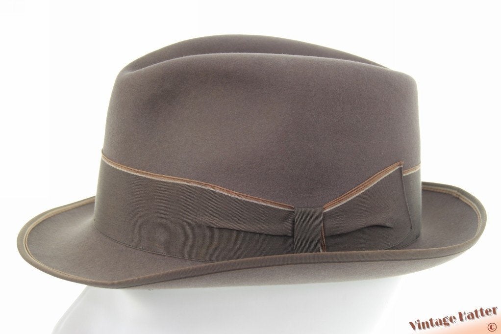 Vintage Gleufhoed Mayser grijs zacht kwaliteitsvilt 57, Ophalen of Verzenden, Hoed, Mayser, 57 cm (M, 7⅛ inch) of minder