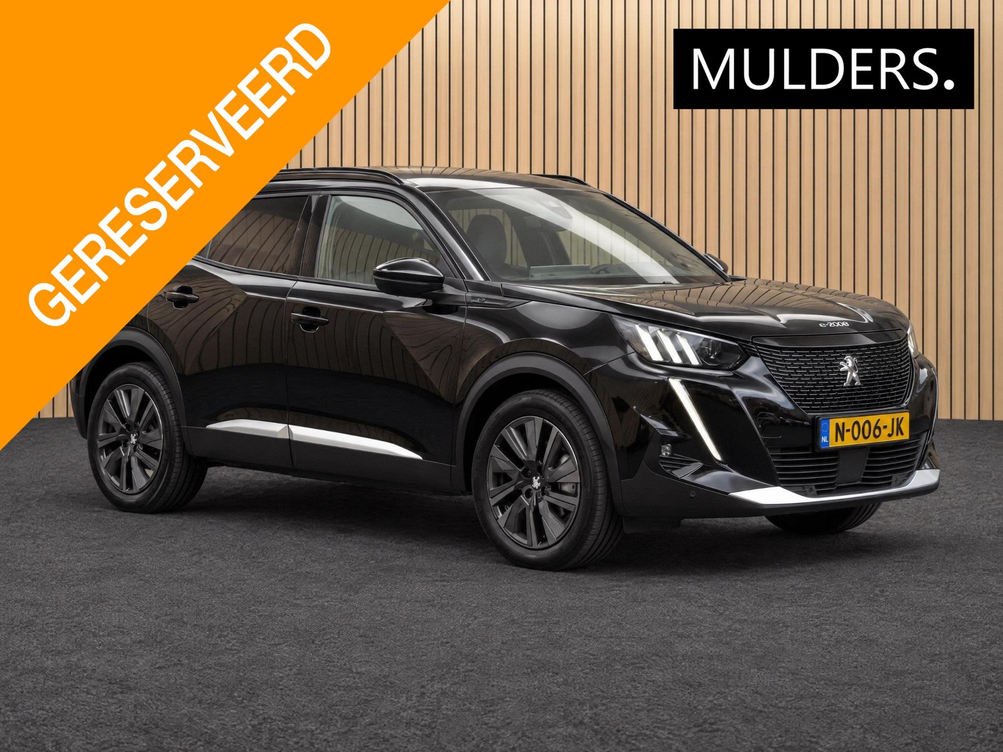 Peugeot e-2008 EV GT Pack 50 kWh | Panoramadak/Alcantara/18", Auto diversen, Automaat, Zwart, Elektrisch, SUV of Terreinwagen