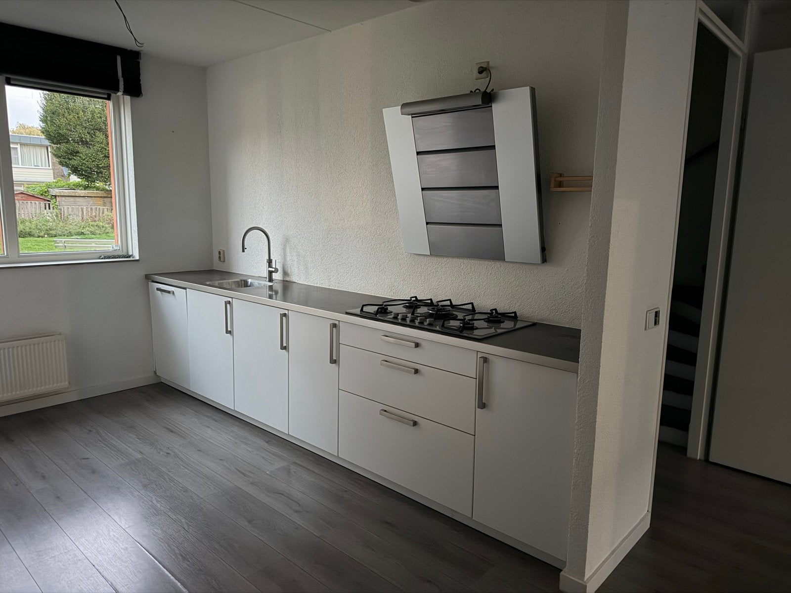 Quooker Complete keuken van merk AEG (zelf demonteren), Ophalen, Wit, Enkelwandige keuken, Composiet