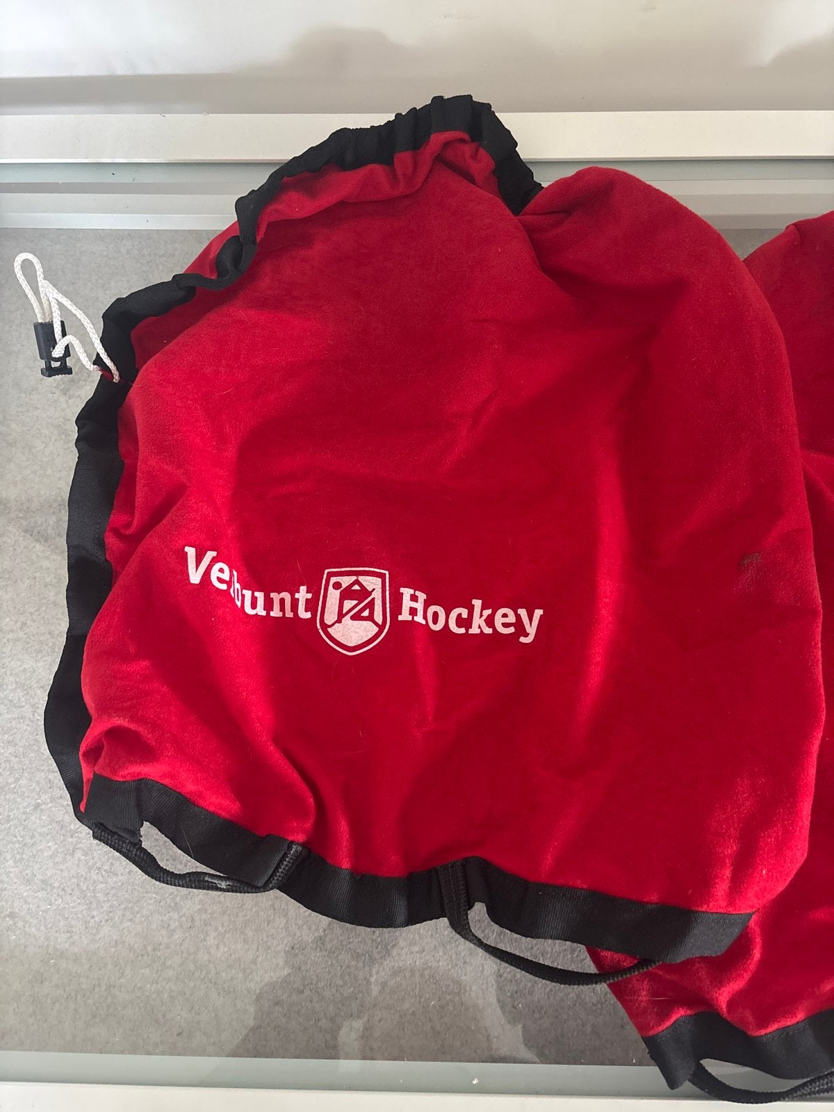 Velunt Hockey zaalhoes Rood, Ophalen of Verzenden, Zo goed als nieuw, Overige typen