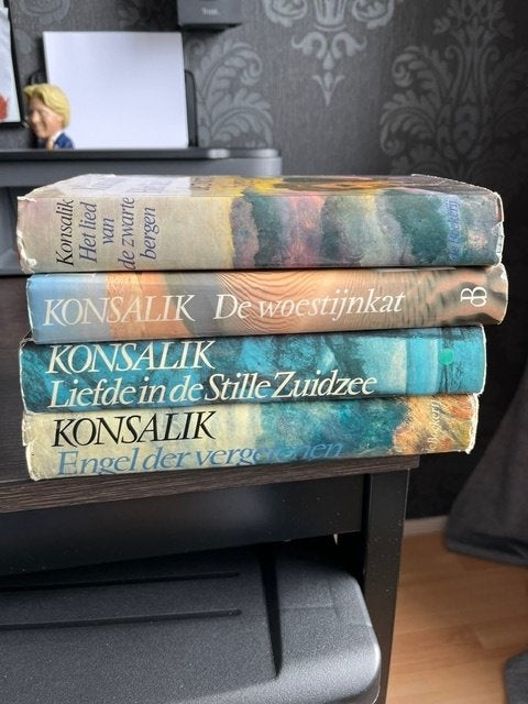 Konsalik Boeken., Boeken, Ophalen of Verzenden, Gelezen, Konsalik
