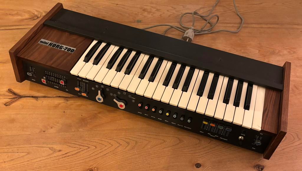 Vintage Korg Minikorg 700, Muziek en Instrumenten, Keyboards, Zo goed als nieuw, 61 toetsen, Korg, Ophalen of Verzenden