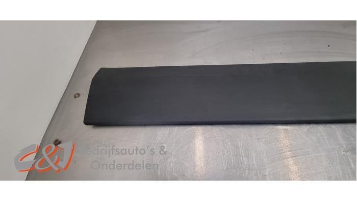 Sierstrip van een Volkswagen Crafter, Gebruikt, -, Volkswagen, -