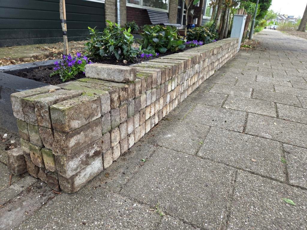 GRATIS Stenen 5x20cm 6cm dik Waalformaat, Gebruikt, Klinkers, Beton, 5 tot 10 m²