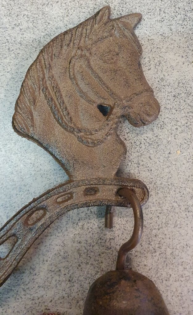 DEURBEL / PAARDENHOOFD / PAARD / GIETIJZER, Tuin en Terras, Tuinwanddecoratie, Huis en tuin decoratie Marie, Nieuw, Info@huisentuindecoratiemarie.nl