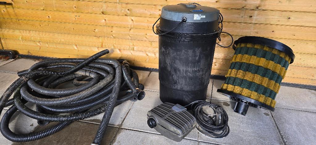 Oase Vijerpomp en Oase Druk Filter met Oase vijverslang, Ophalen, Gebruikt, Vijverpomp