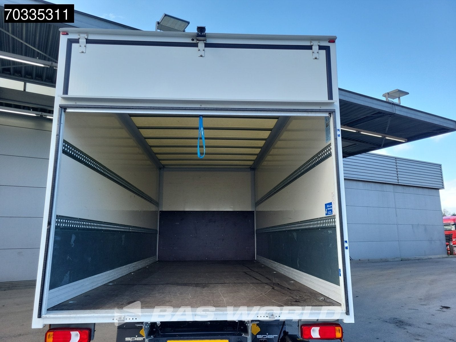 Iveco Daily 72C21 3.0L Automaat 1000KG Laadklep Luchtvering, Automaat, Stof, Gebruikt, Euro 6