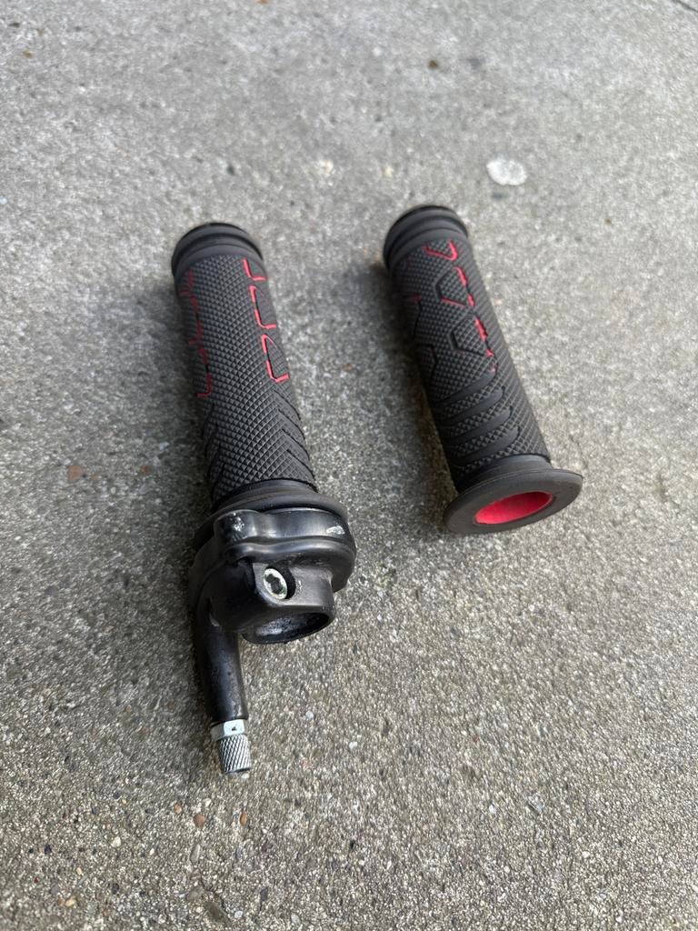 Gashendel piaggio zip/skr/runner, Fietsen en Brommers, Brommeronderdelen | Algemeen, Overige typen, Ophalen of Verzenden