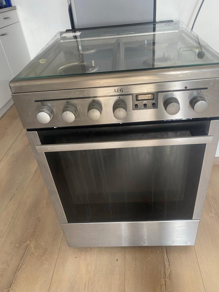 AEG RVS Gasfornuis, Witgoed en Apparatuur, Fornuizen, Ophalen, 4 kookzones, Gas, Vrijstaand