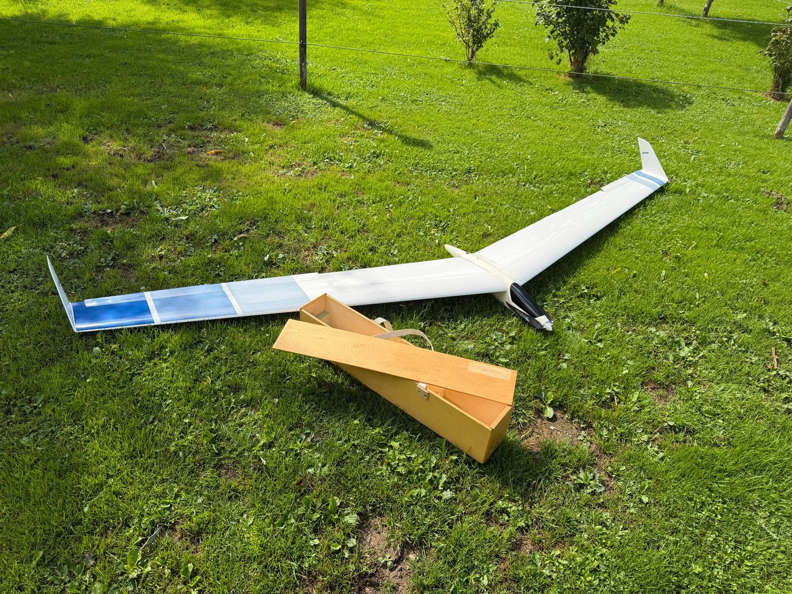 Delta zwever 3,5m spanwijdte met Kontronik motor en Schulze, Ophalen of Verzenden, Zo goed als nieuw