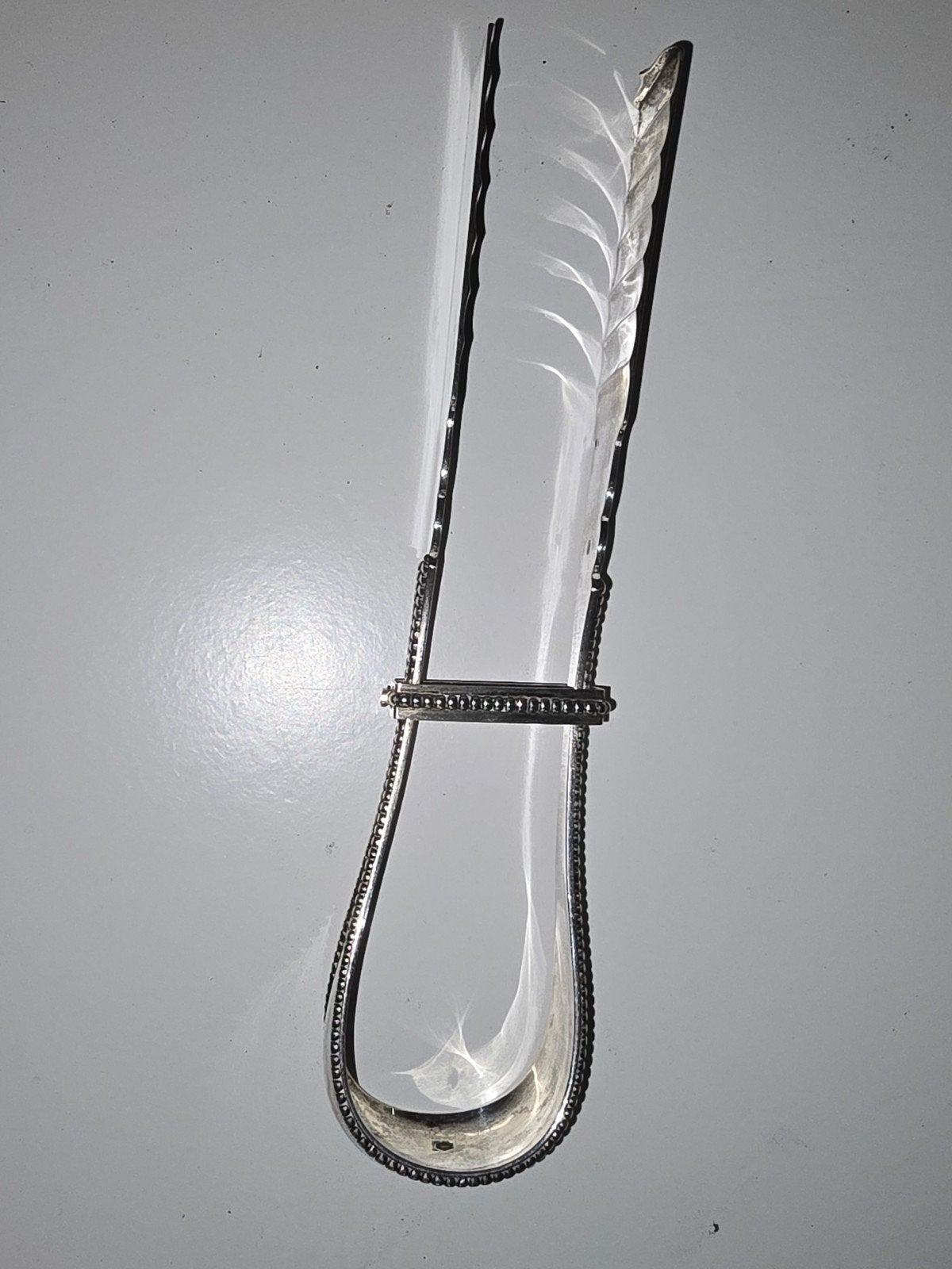 Antieke zilveren aspergetang met keurmerken en parelrand, Antiek en Kunst, Ophalen of Verzenden, Zilver
