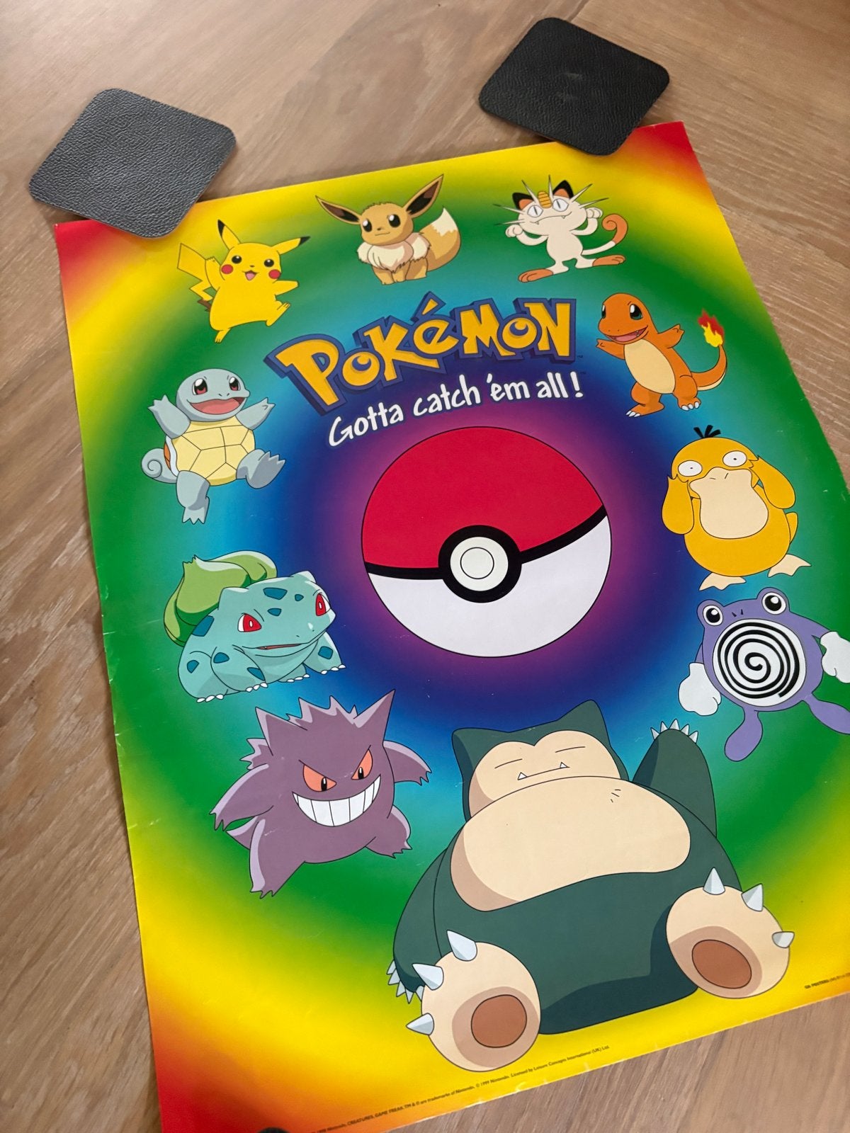 Officiële Pokémon poster uit 1999 - Eerste generatie, Verzamelen, Posters, Ophalen of Verzenden, A1 t/m A3, Film en Tv, Rechthoekig Staand