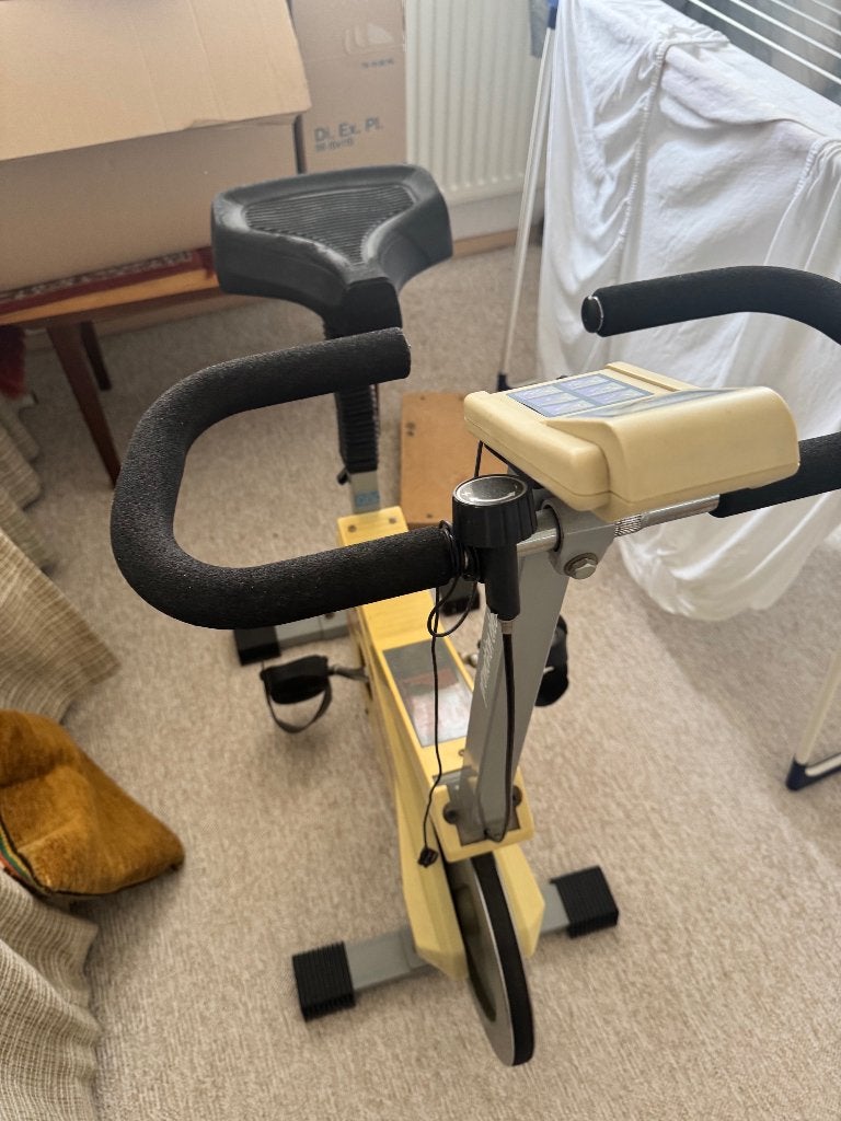 hometrainer, Ophalen, Gebruikt, Metaal, Benen
