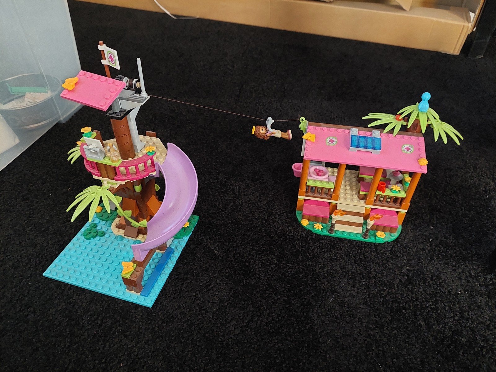 LEGO Friends Jungle Reddingsbasis en boomhut, Ophalen of Verzenden, Zo goed als nieuw