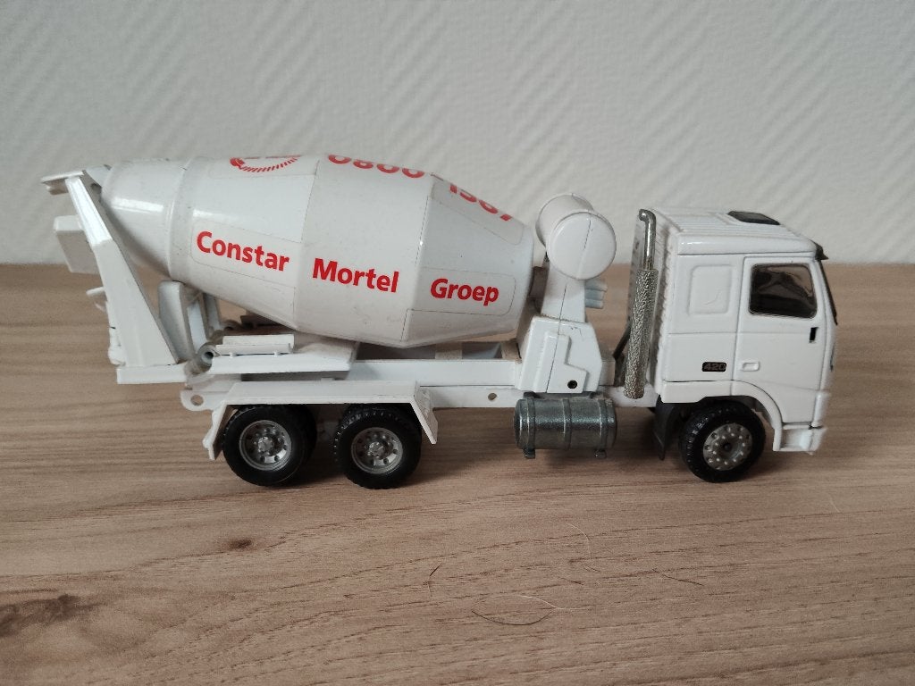 42. Joal betonmixer 1:50, Hobby en Vrije tijd, Ophalen of Verzenden, Gebruikt, Bus of Vrachtwagen, Overige merken