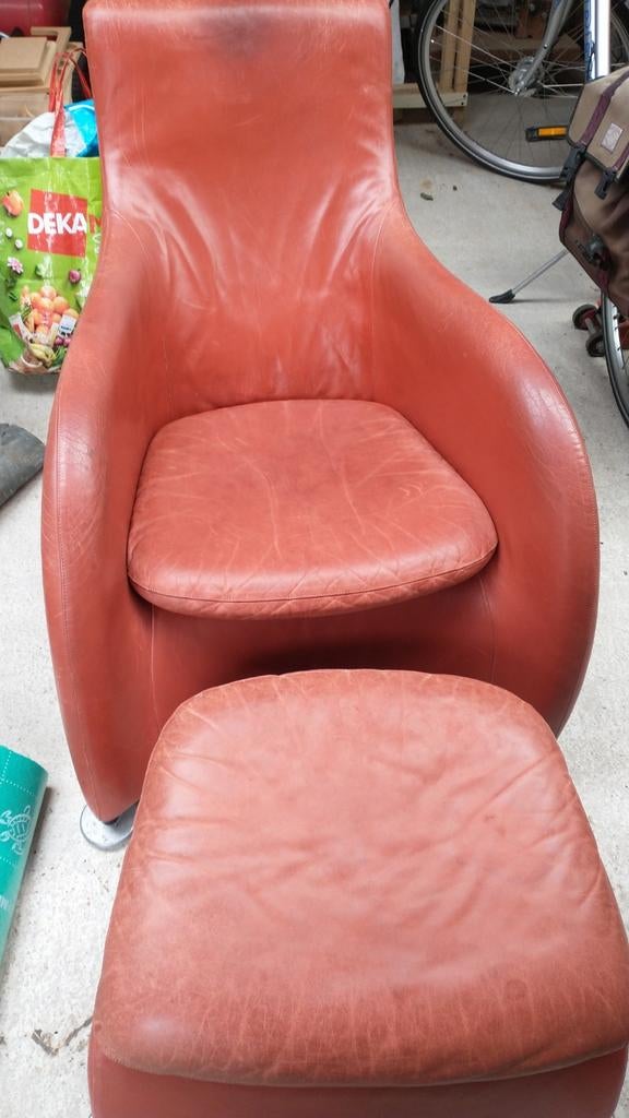 Gerard vd Berg de Loge. Oranje leer. Fauteuil., Ophalen, Gebruikt, 50 tot 75 cm, Leer