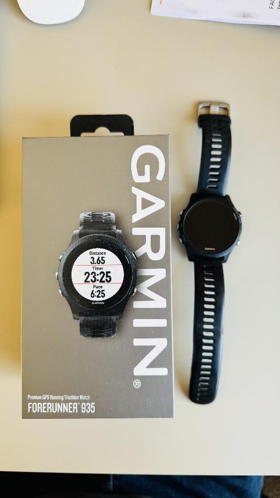 Garmin Forerunner 935, GARMIN, Gebruikt, Zwart, Ophalen of Verzenden
