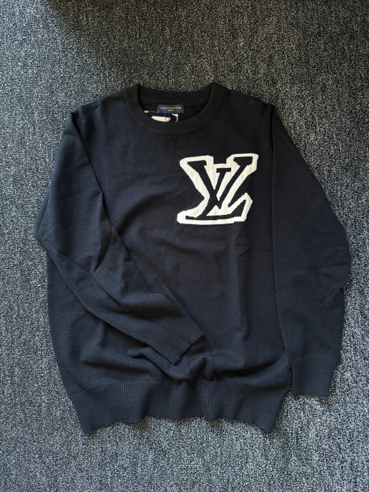 LÕÜ1S VYITTON sweater, Ophalen of Verzenden, Zo goed als nieuw, Overige maten, Overige kleuren