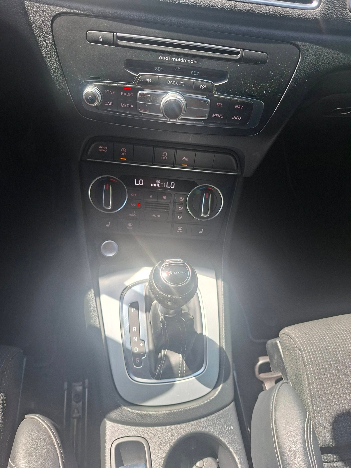 Foto 13 van Audi Q3 2.0 TFSI quattro S-Line Trekhaak Camera Side Assist