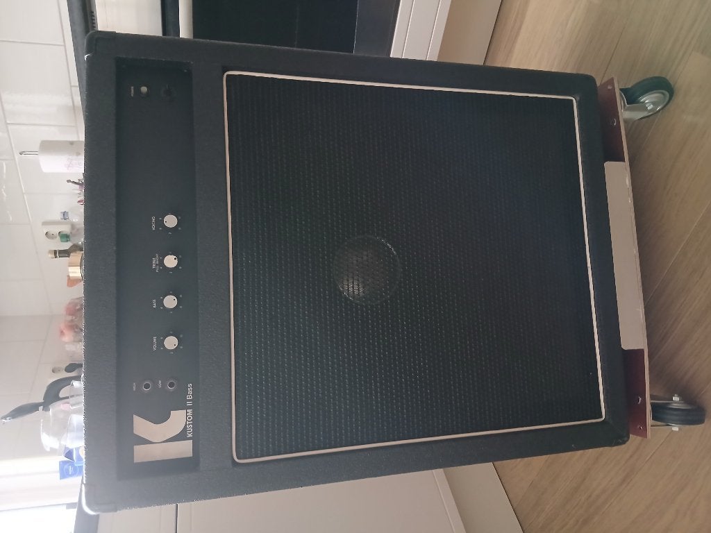 2 KUSTOM VERSTERKERS.    BIEDEN., Ophalen, Gebruikt, Elektrisch