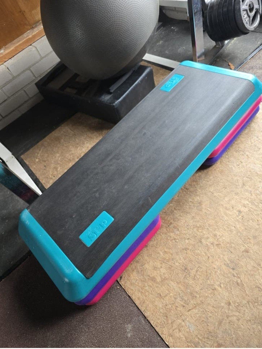 Stepbank - Verstelbaar voor diverse fitnessoefeningen, Ophalen of Verzenden, Gebruikt, Buik, Stepbank