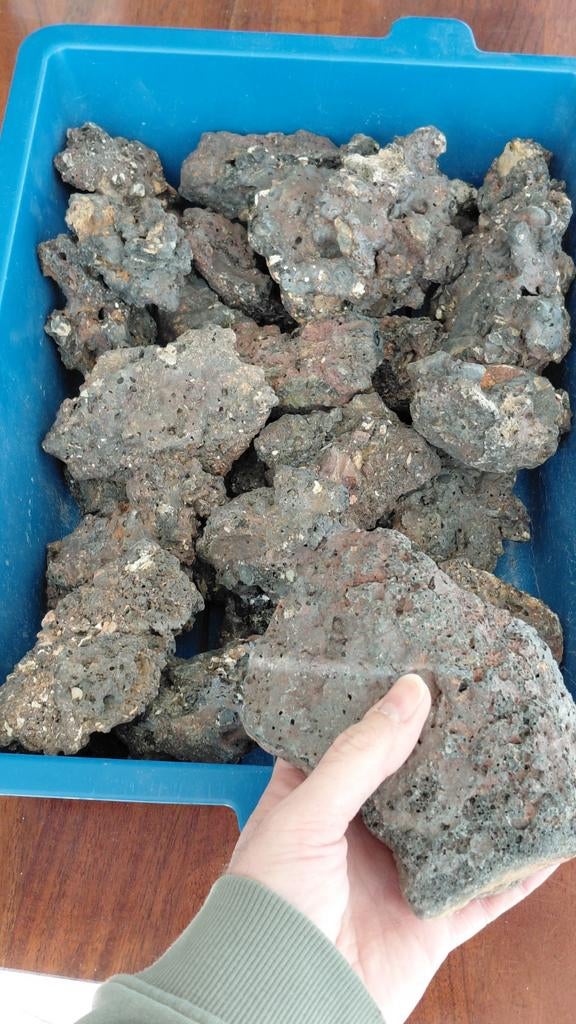 Hele bak 4 kg metaalslak mineralen, Ophalen of Verzenden