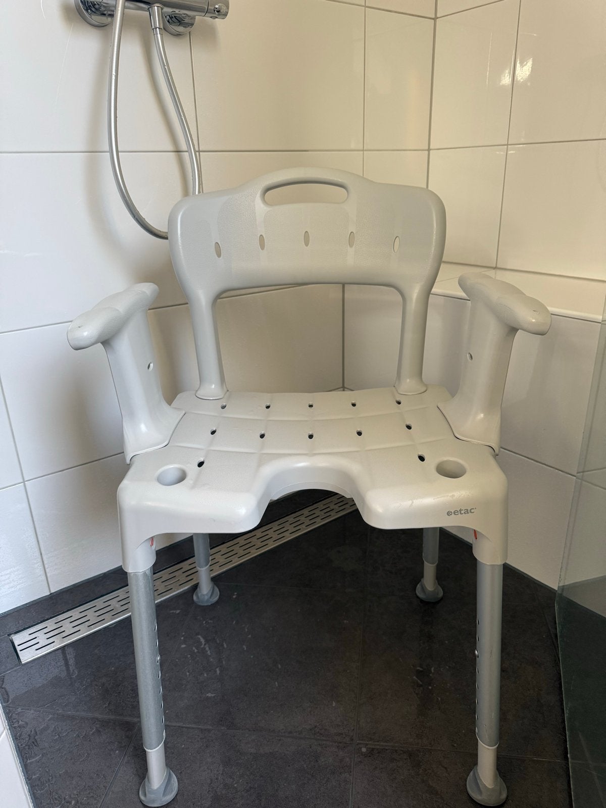 Etac Swift douchestoel in hoogte verstelbaar, Diversen, Ophalen, Gebruikt