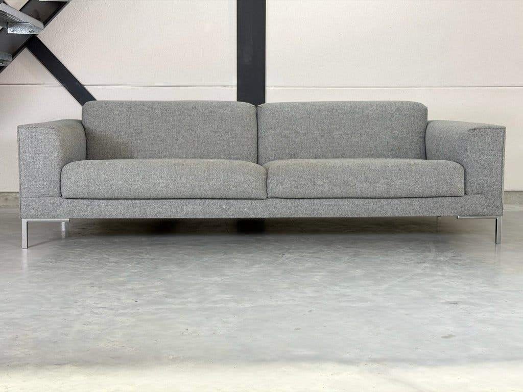 Design on Stock Aikon 4-zitsbank - als nieuw, 100 tot 125 cm, Zo goed als nieuw, Rechte bank, Montis Pode Label Gelderland Leolux