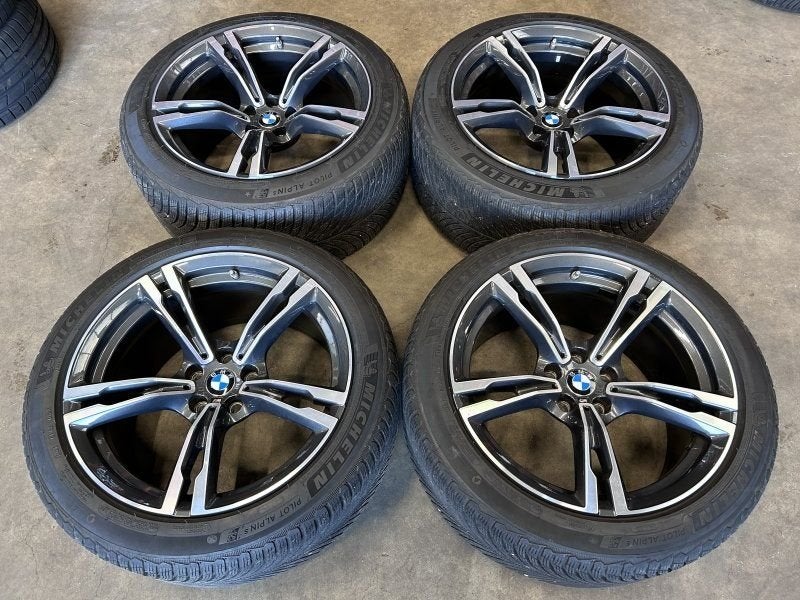 19 inch originele velgen + winterbanden BMW M5 M8 style 705, Gebruikt, -, -, Banden en Velgen
