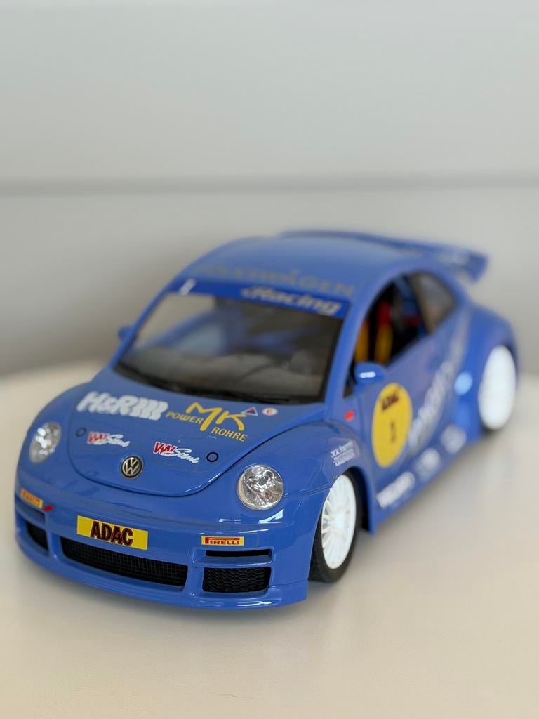 Volkswagen New Beetle Cup 1:18, Hobby en Vrije tijd, Modelauto's | 1:18, Ophalen, Zo goed als nieuw, Auto, Bburago