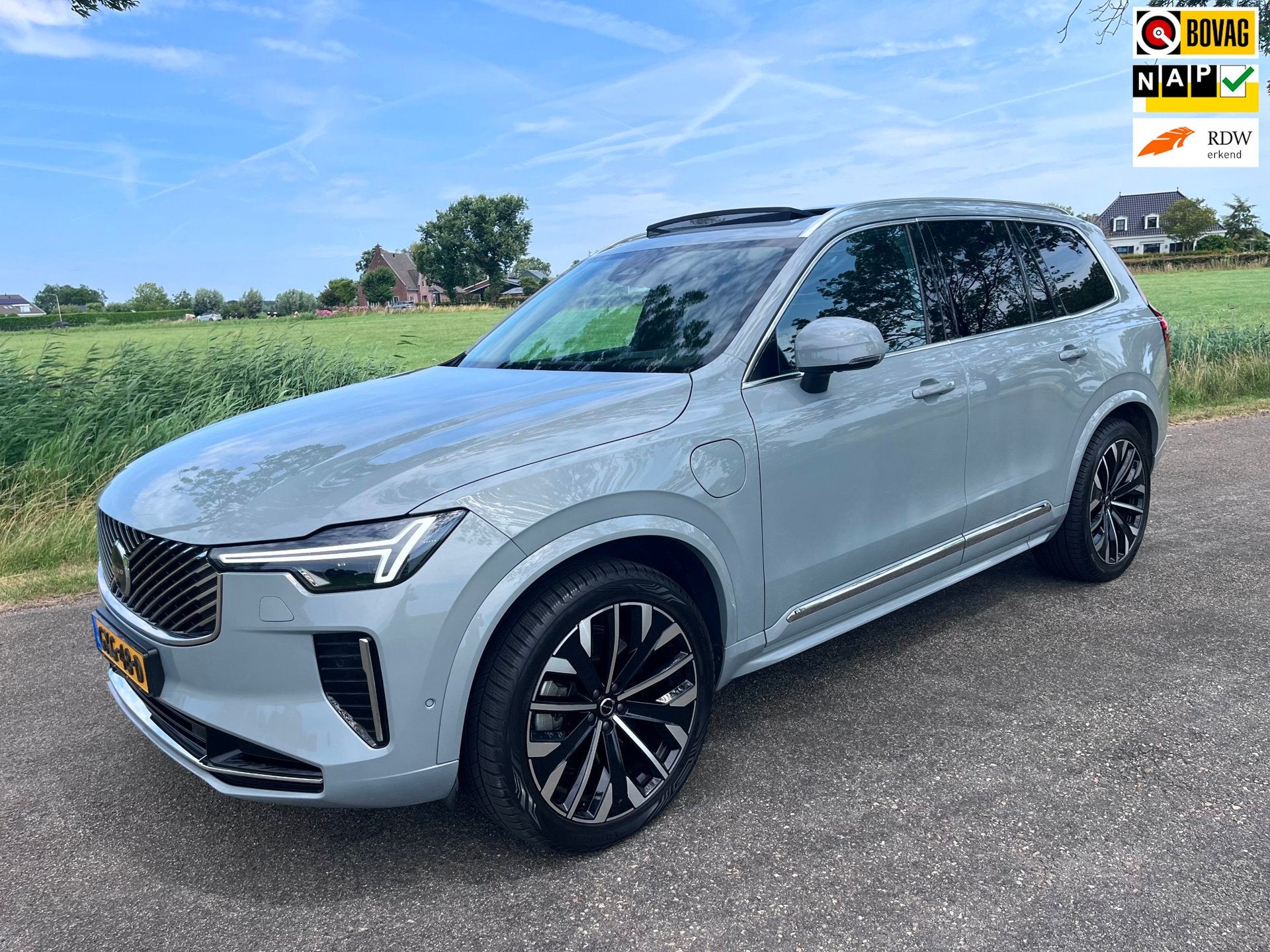 Volvo XC90 2.0 T8 Plug-in hybrid AWD Ultra Bright, Pano, 360, Gebruikt, Euro 6, 4 cilinders, 1969 cc