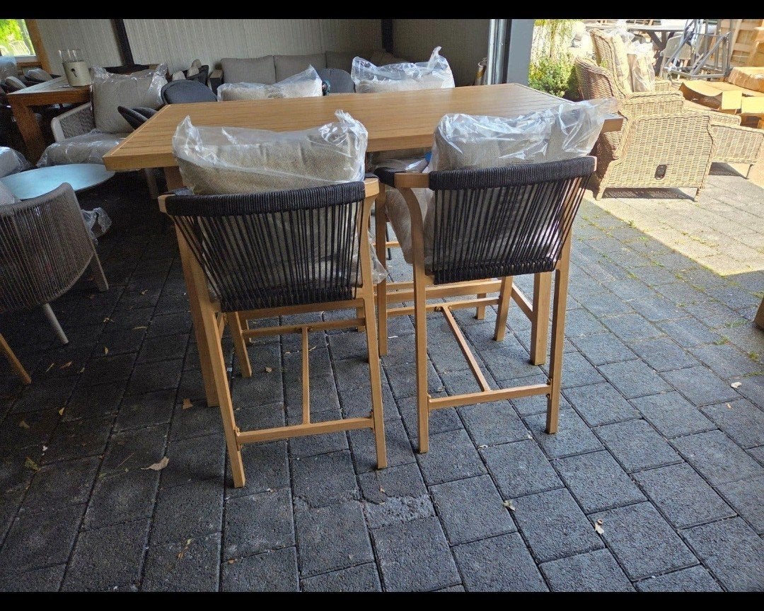 SUPER MOOIE BARTAFEL MET 4 BARSTOELEN Setprijs €700, Ophalen, Nieuw, Veranda