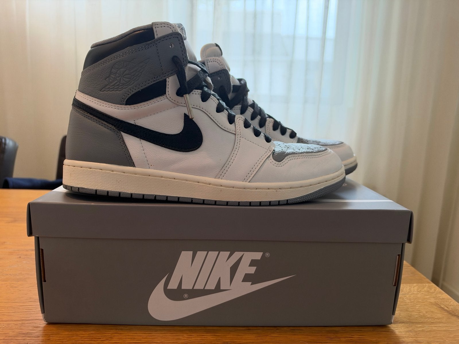 Nike Air Jordan 1 High Stealth Custom Paint Maat 44, Overige kleuren, Ophalen of Verzenden, Sneakers of Gympen, Gedragen