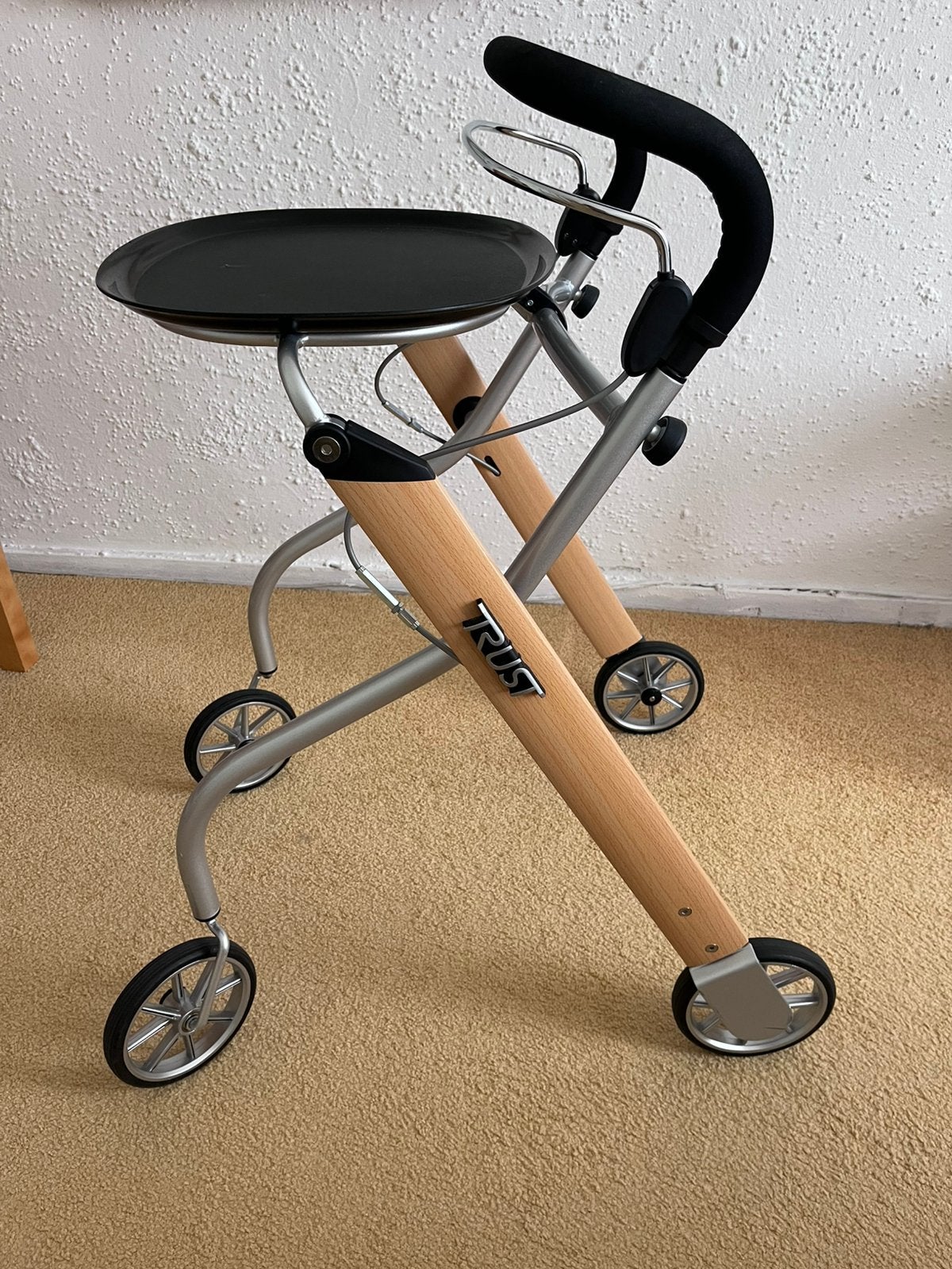 Trust Let’s Go Binnen rollator, Ophalen, Lichtgewicht, Zo goed als nieuw