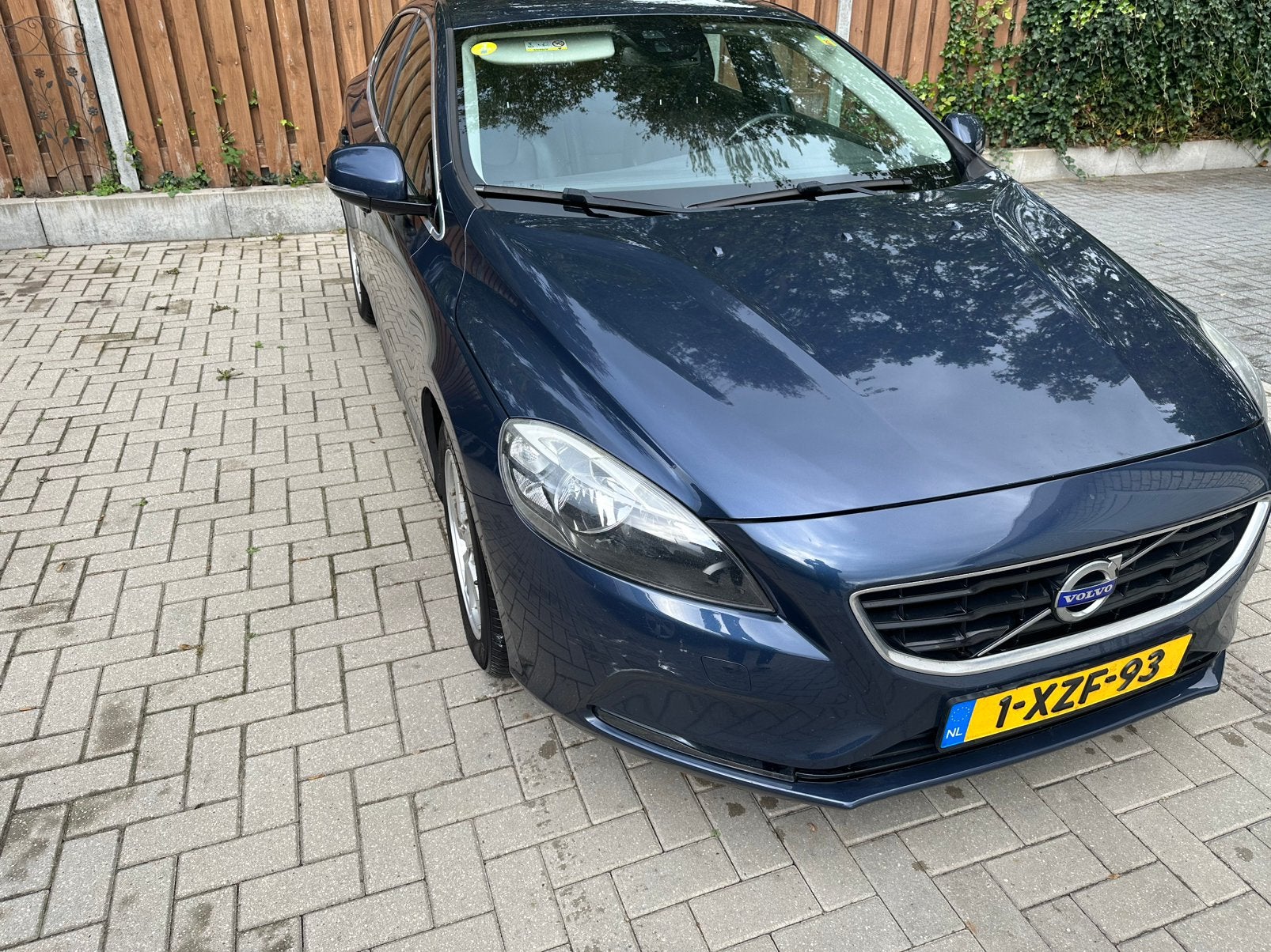 Volvo v40, Voorwielaandrijving, Zwart, Blauw, Leder