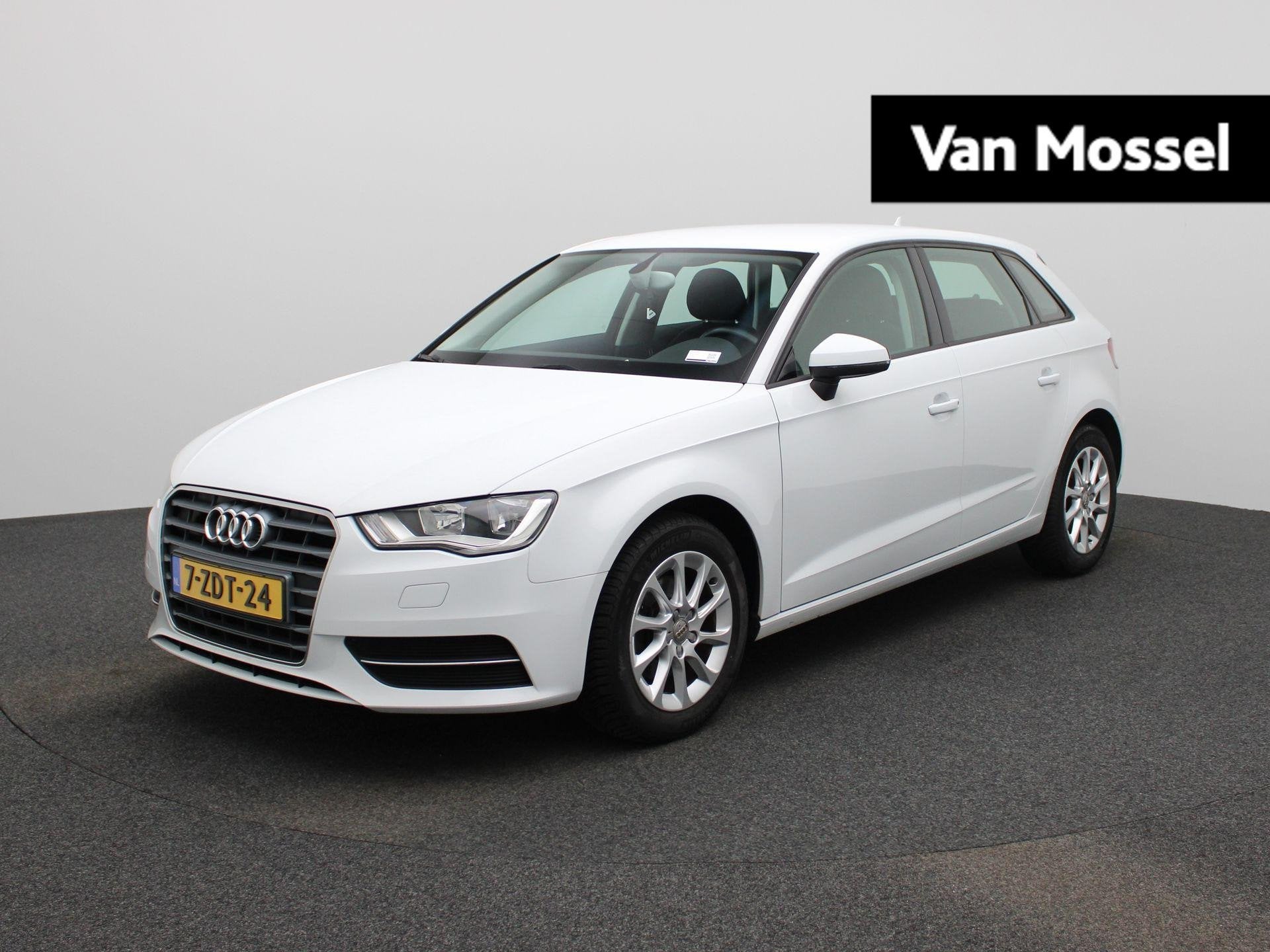 Audi A3 Sportback 1.2 TFSI Attraction Pro Line | Airconditio, Auto's, Voorwielaandrijving, 12 maanden, Stof, Gebruikt