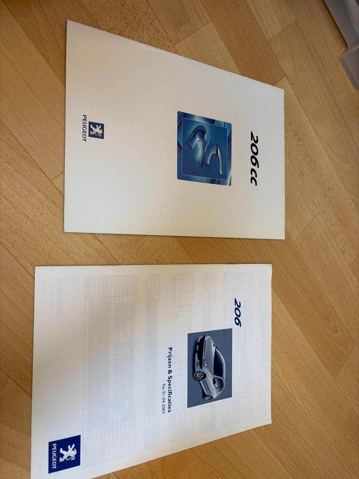 Peugeot 206 & 206 CC Brochures (2003), Ophalen of Verzenden, Zo goed als nieuw, Peugeot