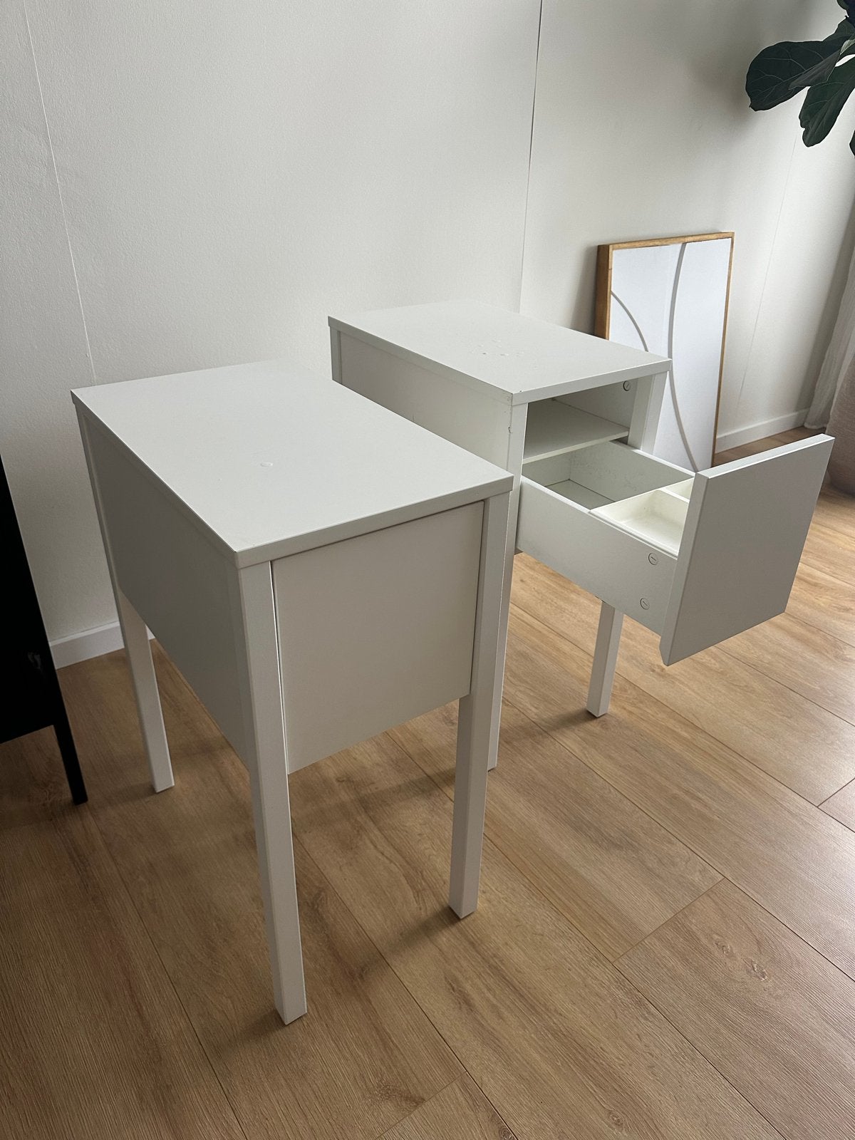 Set van 2 IKEA Nordli nachtkastjes met kabelmanagement, Huis en Inrichting, Ophalen, Gebruikt, Minder dan 45 cm, 55 tot 70 cm