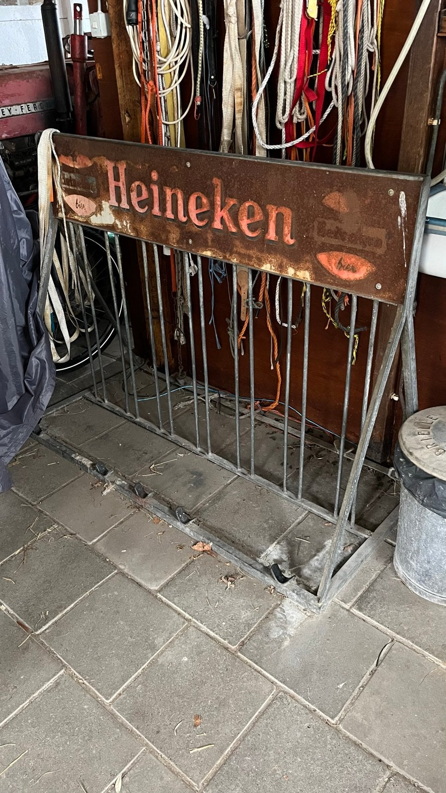 Heineken stalen fietsenrek voor 7 fietsen, Ophalen, Gebruikt